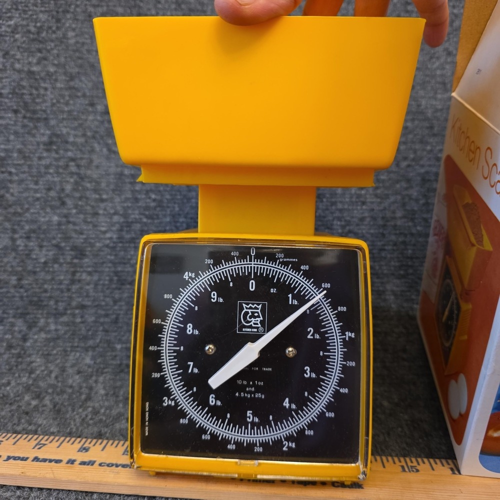Vtg Kitchen King Yellow Mechanical Kitchen Scale U.S Metric Weight With Box - Picture 6 of 10